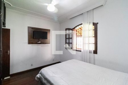 Casa à venda com 420m², 3 quartos e 6 vagas Casa à venda com 420m², 3 quartos e 6 vagasSuíte 1