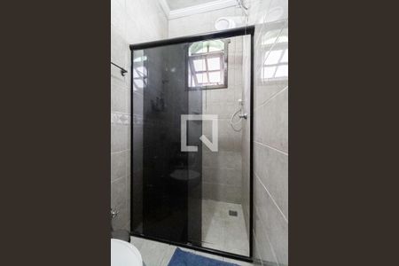 Casa à venda com 420m², 3 quartos e 6 vagas Casa à venda com 420m², 3 quartos e 6 vagasBanheiro da suíte 2