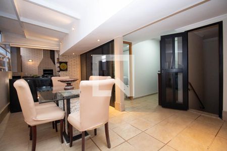 Apartamento para alugar com 263m², 3 quartos e 2 vagasCobertura