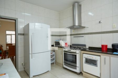 Casa à venda com 237m², 4 quartos e 4 vagasCozinha