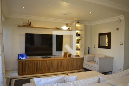 Casa à venda com 6 quartos, 292m² em Parque das Nações, Santo André