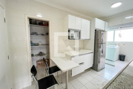 Apartamento à venda com 130m², 4 quartos e 2 vagas Apartamento à venda com 130m², 4 quartos e 2 vagasCozinha
