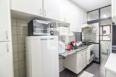 Apartamento à venda com 90m², 3 quartos e 2 vagasCozinha