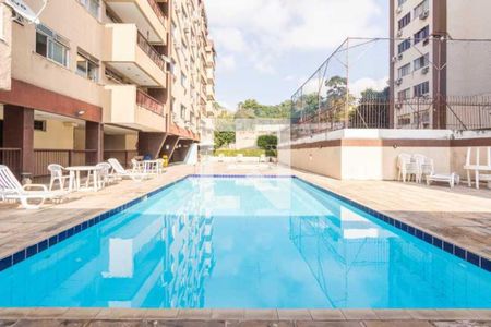 Apartamento à venda com 77m², 2 quartos e 1 vaga