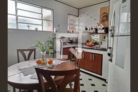 Apartamento à venda com 140m², 4 quartos e 1 vaga