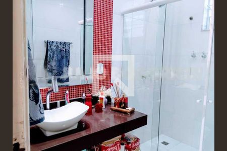 Casa à venda com 80m², 2 quartos e 1 vaga