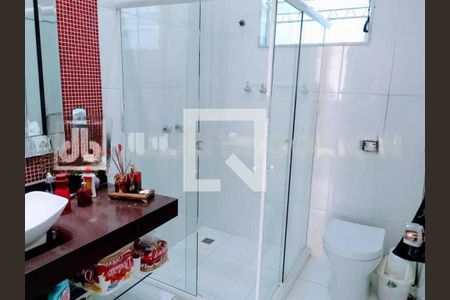 Casa à venda com 80m², 2 quartos e 1 vaga