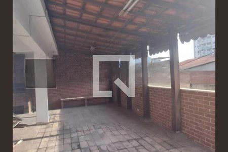 Casa de condomínio à venda com 169m², 4 quartos e 1 vaga