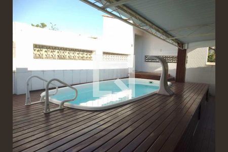 Casa à venda com 163m², 5 quartos e 2 vagas