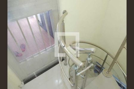 Casa à venda com 163m², 5 quartos e 2 vagas