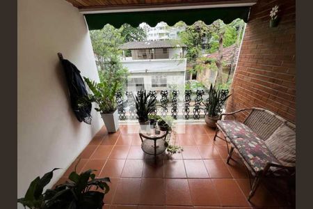 Casa de condomínio à venda com 161m², 3 quartos e 1 vaga