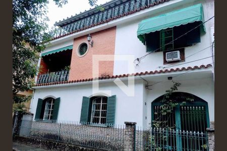 Casa de condomínio à venda com 161m², 3 quartos e 1 vaga
