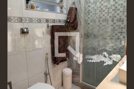 Casa à venda com 270m², 4 quartos e 2 vagas