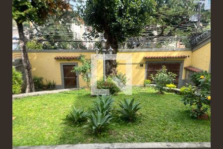 Casa à venda com 374m², 3 quartos e 6 vagas
