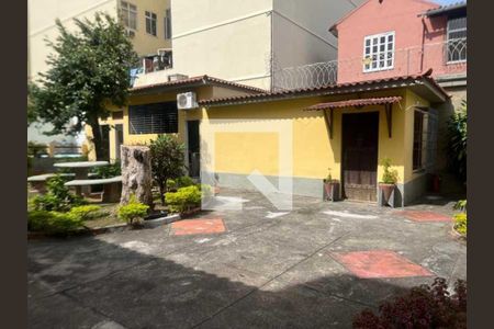 Casa à venda com 374m², 3 quartos e 6 vagas