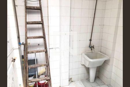 Casa à venda com 66m², 2 quartos e 1 vaga