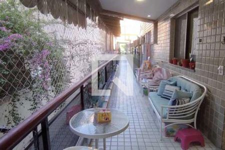 Apartamento à venda com 98m², 3 quartos e 1 vaga