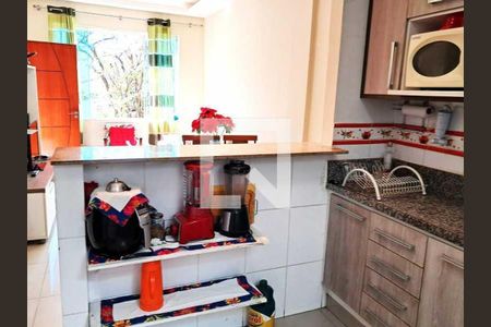 Casa à venda com 70m², 4 quartos e sem vaga