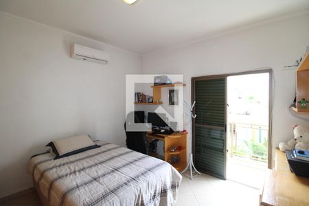 Casa à venda com 419m², 5 quartos e 6 vagasQuarto 4