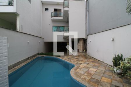 Casa à venda com 419m², 5 quartos e 6 vagasÁrea Comum