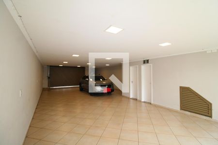 Casa à venda com 419m², 5 quartos e 6 vagasGaragem