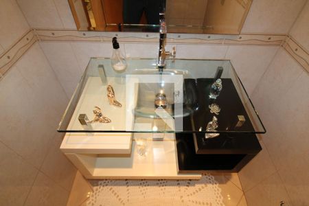 Casa à venda com 419m², 5 quartos e 6 vagasLavabo