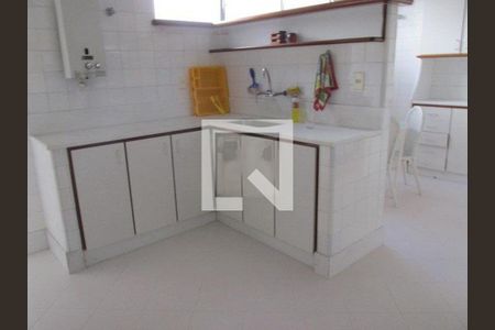 Apartamento à venda com 287m², 4 quartos e 2 vagas