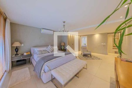 Apartamento à venda com 342m², 3 quartos e 2 vagas