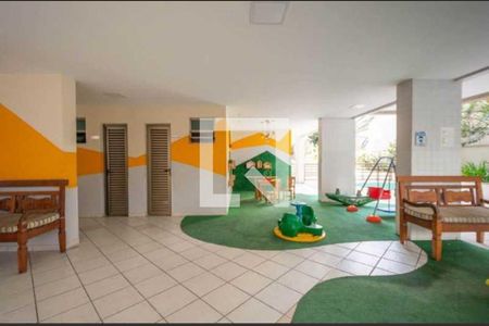 Apartamento à venda com 240m², 4 quartos e 2 vagas