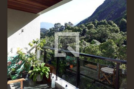 Apartamento à venda com 210m², 4 quartos e 2 vagas