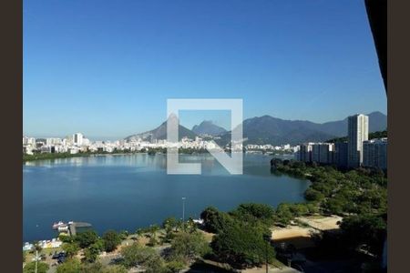 Apartamento à venda com 210m², 4 quartos e 2 vagas