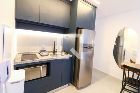 Sala/Cozinha de apartamento para alugar com 1 quarto, 32m² em Campo Belo, São Paulo