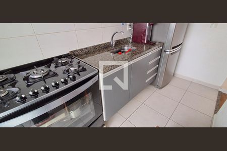Apartamento à venda com 54m², 2 quartos e 1 vaga Apartamento à venda com 54m², 2 quartos e 1 vagaCozinha