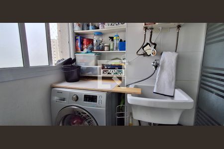 Apartamento à venda com 54m², 2 quartos e 1 vaga Apartamento à venda com 54m², 2 quartos e 1 vagaÁrea de Serviço