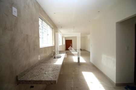 Casa à venda com 132m², 3 quartos e 1 vagaCozinha