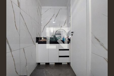 Apartamento à venda com 96m², 3 quartos e 1 vaga Apartamento à venda com 96m², 3 quartos e 1 vagaBanheiro 1