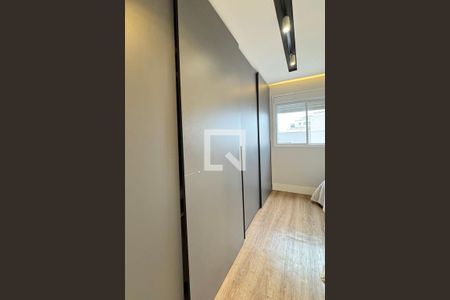 Apartamento à venda com 65m², 2 quartos e 2 vagasCloset da suíte 1