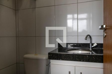 Apartamento à venda com 110m², 4 quartos e 2 vagas Apartamento à venda com 110m², 4 quartos e 2 vagasBanheiro de serviço