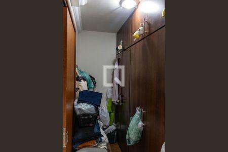 Apartamento à venda com 110m², 4 quartos e 2 vagas Apartamento à venda com 110m², 4 quartos e 2 vagasCloset