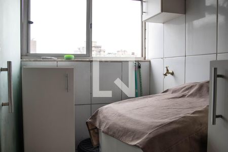 Apartamento à venda com 110m², 4 quartos e 2 vagas Apartamento à venda com 110m², 4 quartos e 2 vagasÁrea de Serviço
