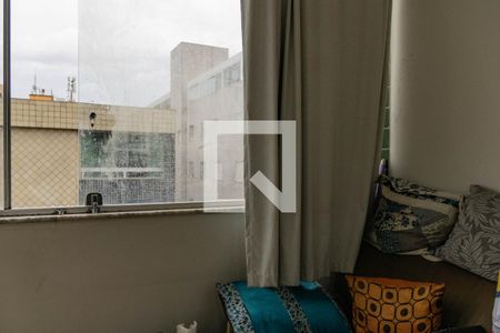 Apartamento à venda com 110m², 4 quartos e 2 vagas Apartamento à venda com 110m², 4 quartos e 2 vagasSacada