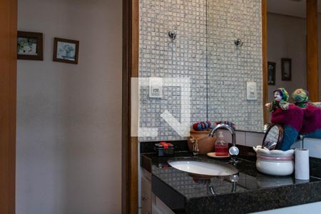 Apartamento à venda com 110m², 4 quartos e 2 vagas Apartamento à venda com 110m², 4 quartos e 2 vagasBanheiro Social