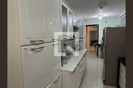 Casa à venda com 280m², 3 quartos e 3 vagas