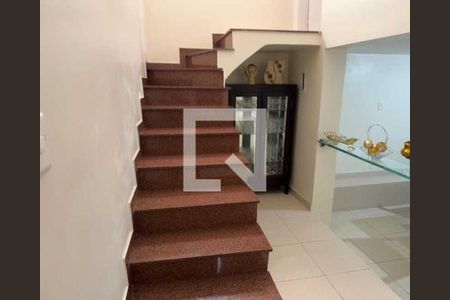 Casa à venda com 280m², 3 quartos e 3 vagas