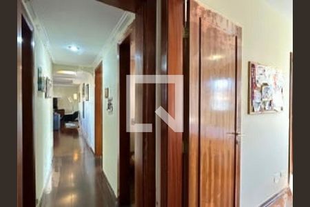 Apartamento à venda com 156m², 4 quartos e 3 vagas