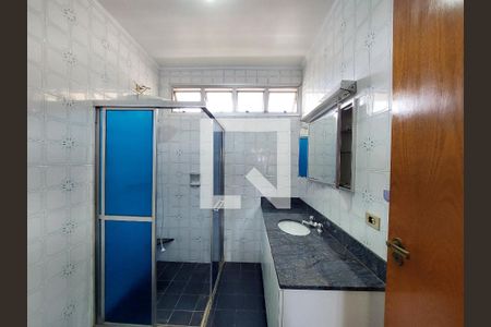 Casa à venda com 570m², 4 quartos e 5 vagasBanheiro Suíte 1