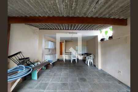 Casa à venda com 570m², 4 quartos e 5 vagasSalão de Festas