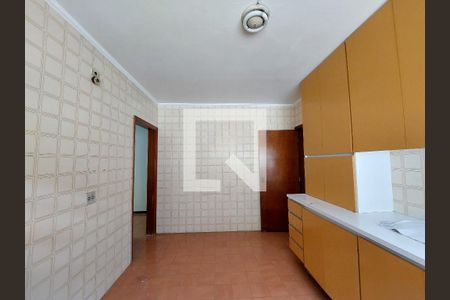 Casa à venda com 570m², 4 quartos e 5 vagasÁrea de Serviço