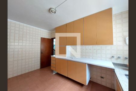 Casa à venda com 570m², 4 quartos e 5 vagasCozinha