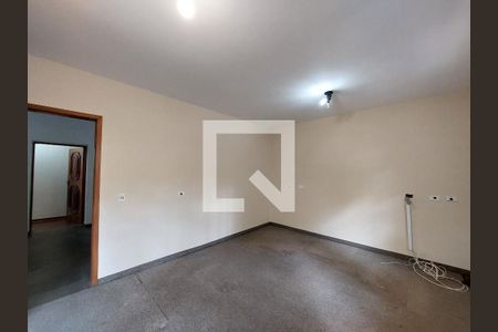 Casa à venda com 570m², 4 quartos e 5 vagasEscritório